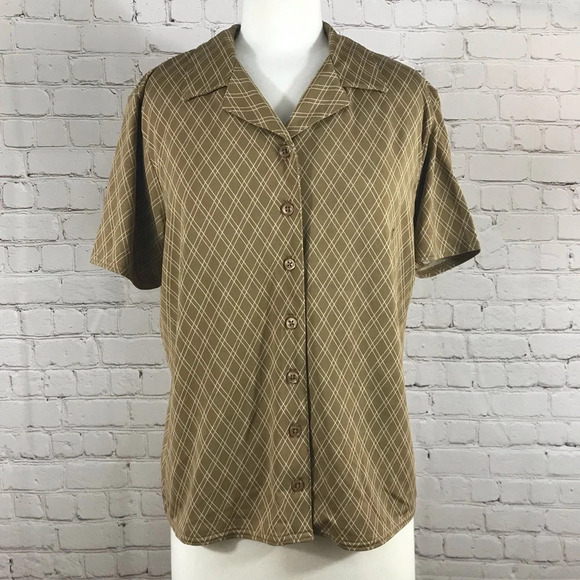 GAP Tops - Gap Women’s Gold & Tan Diamond Print Button Down Stretch Shirt NWT - Size Large